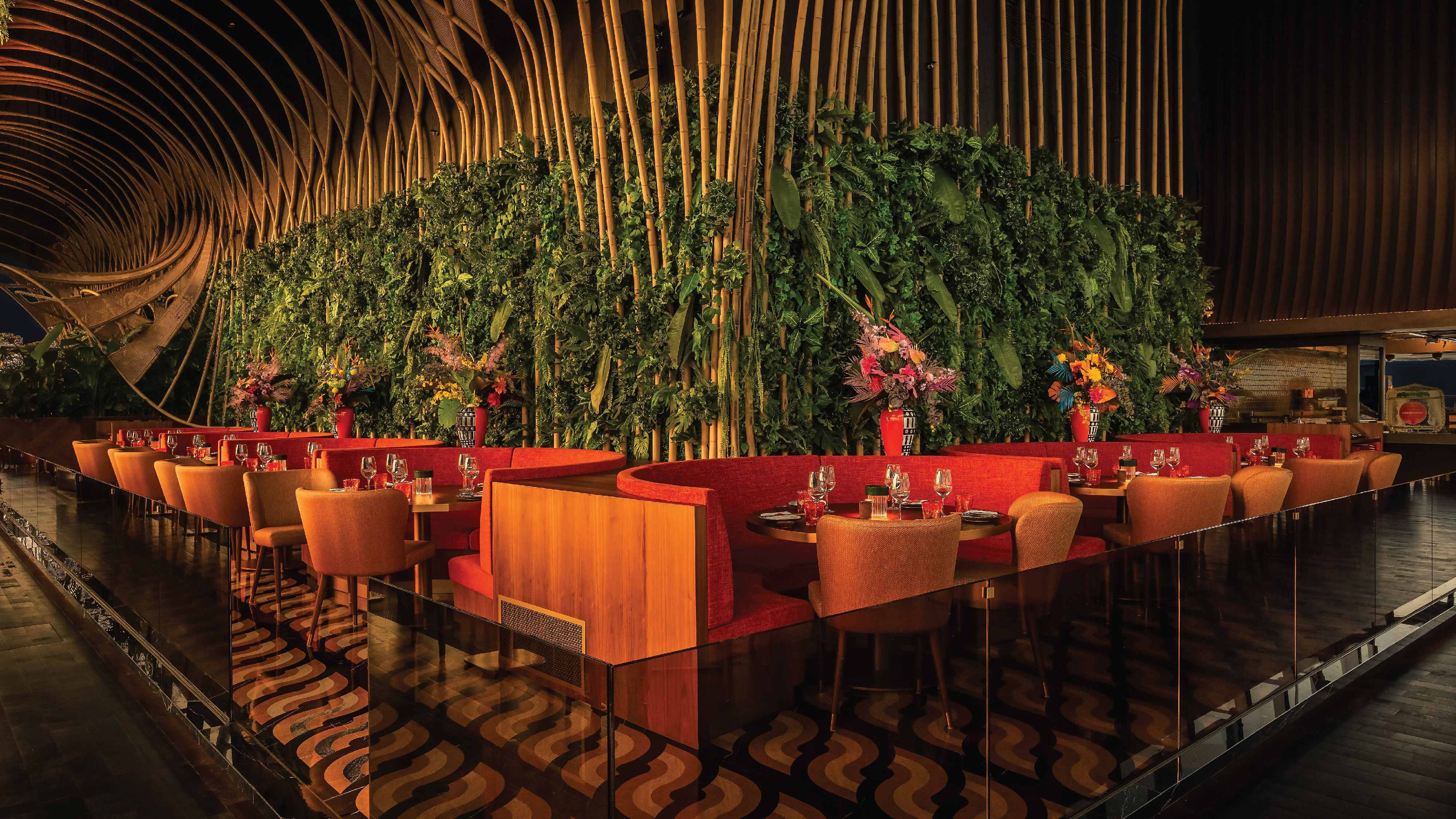 SUSHISAMBA Singapore seating